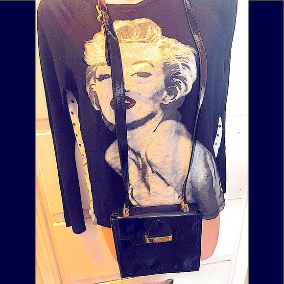 Salvatore Ferragamo Handbags - Salvatore Ferragamo Leather Bag